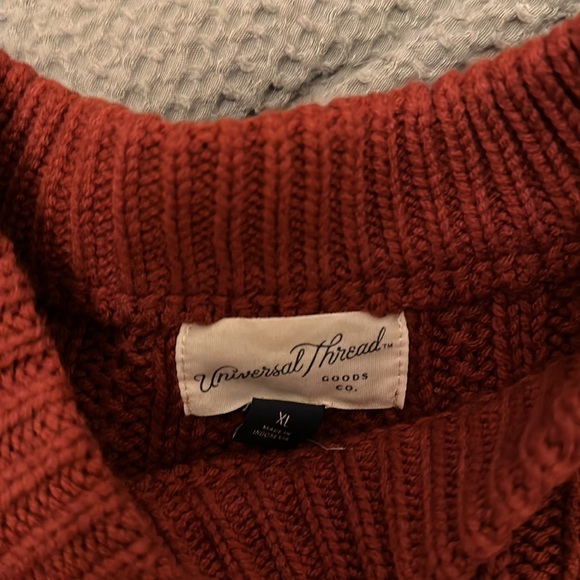 Universal Thread Red Sweater - Picture 2 of 2